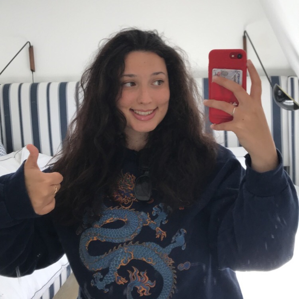 Meet your Posher, Olivia